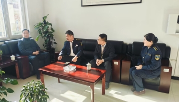 张涿分公司纪委书记李泽宇一行到涞水新城收费站督导检查